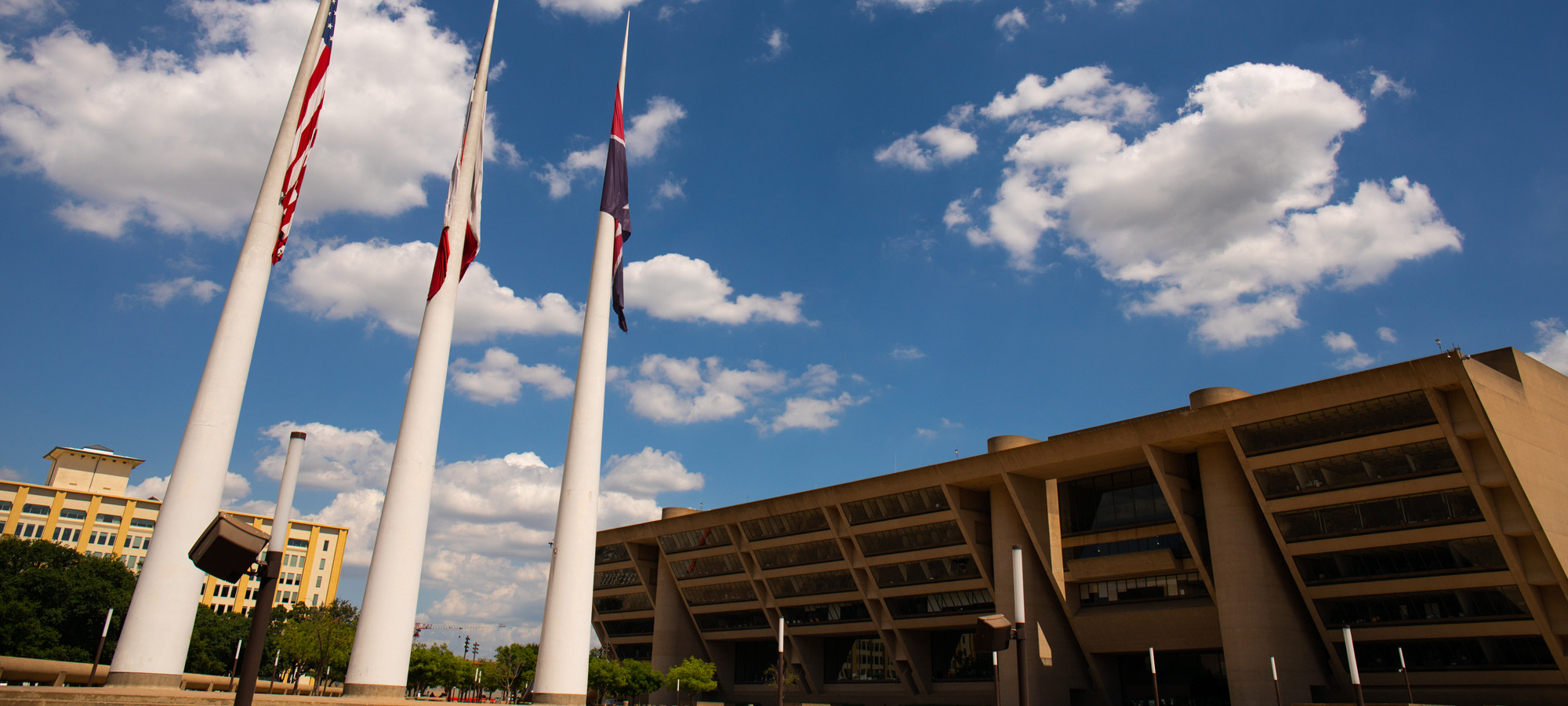 Dallas City Hall - Allyn Media